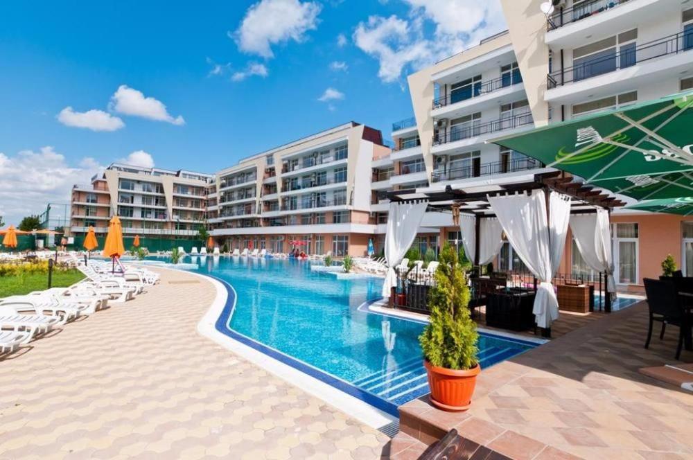 Apartmán Grand Kameliq Sluneční pobřeží Exteriér fotografie