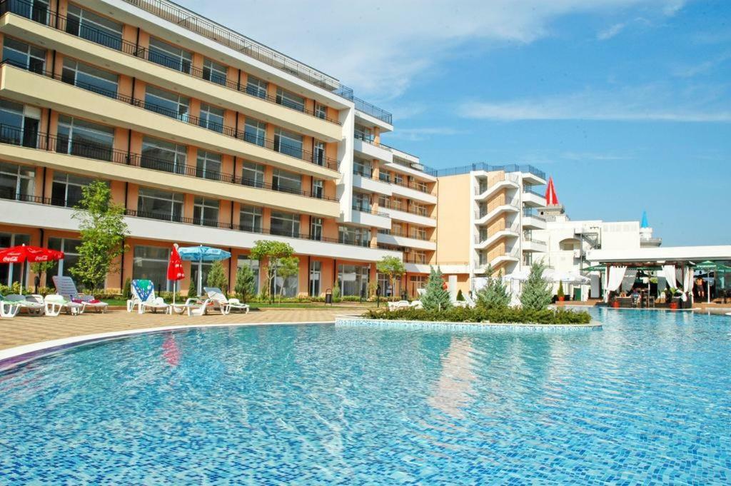 Apartmán Grand Kameliq Sluneční pobřeží Exteriér fotografie