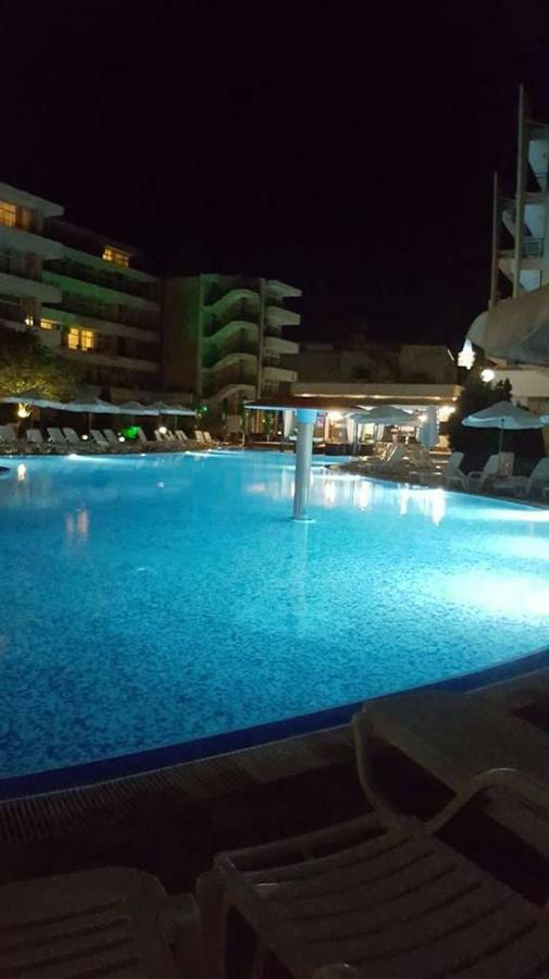 Apartmán Grand Kameliq Sluneční pobřeží Exteriér fotografie